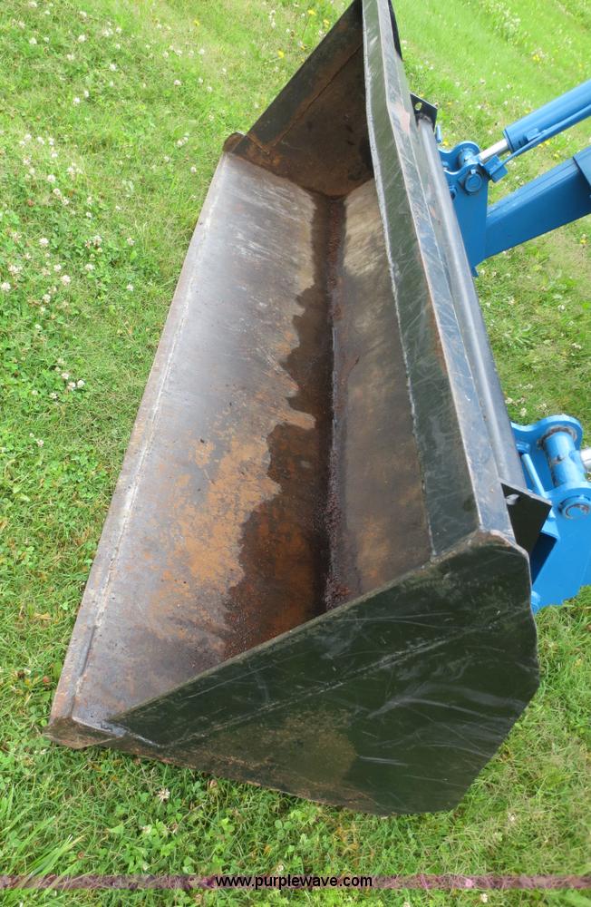 image for item D2083 1997 New Holland 7740SLE MFWD tractor