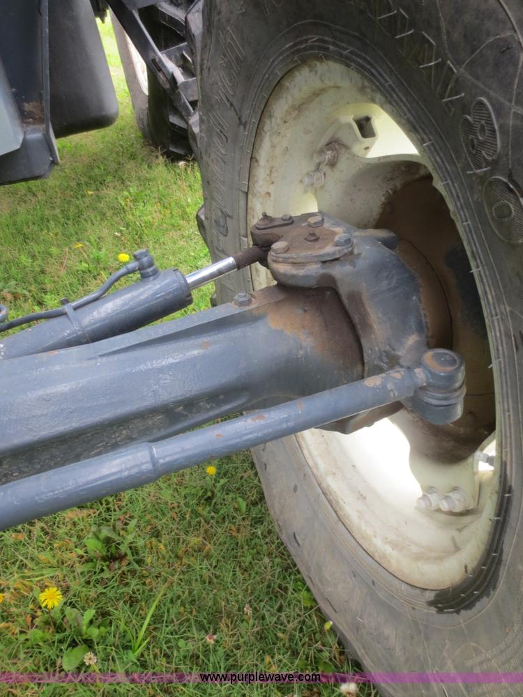 image for item D2083 1997 New Holland 7740SLE MFWD tractor