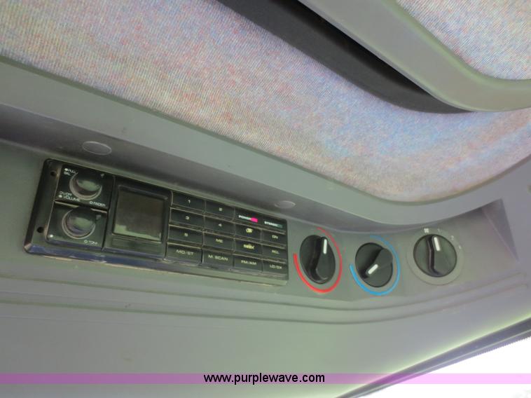 image for item D2083 1997 New Holland 7740SLE MFWD tractor