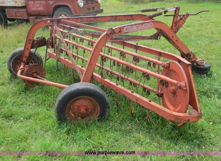 image for item D2090 Allis Chalmers side delivery hay rake