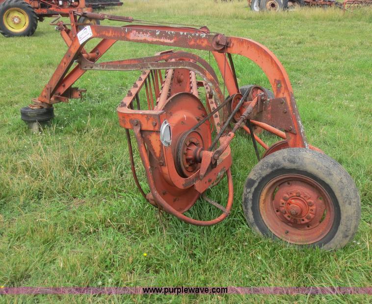 image for item D2090 Allis Chalmers side delivery hay rake