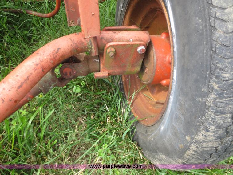 image for item D2090 Allis Chalmers side delivery hay rake