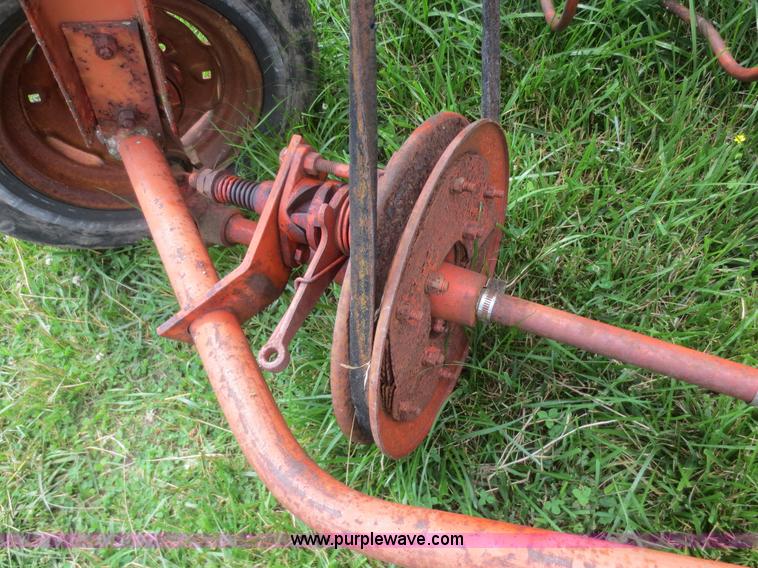 image for item D2090 Allis Chalmers side delivery hay rake
