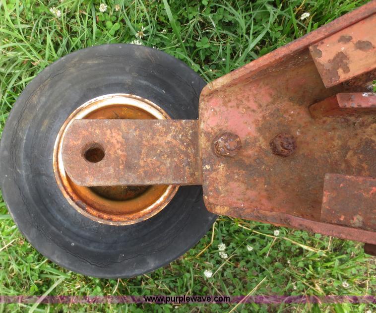 image for item D2090 Allis Chalmers side delivery hay rake