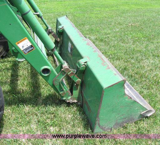 image for item F4910 2005 John Deere 4720 MFWD tractor