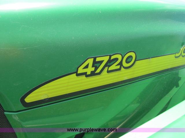 image for item F4910 2005 John Deere 4720 MFWD tractor
