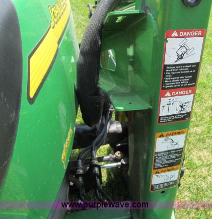 image for item F4910 2005 John Deere 4720 MFWD tractor