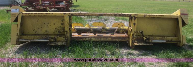 image for item F6901 New Holland 974 corn head