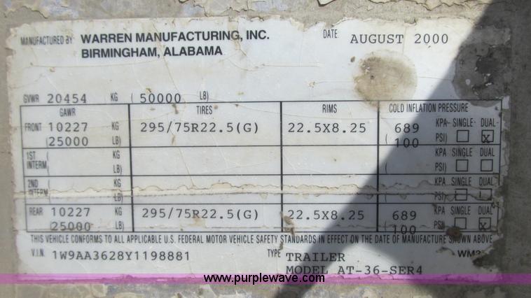image for item G9156 2000 Warren AT-36-SER4 feed trailer