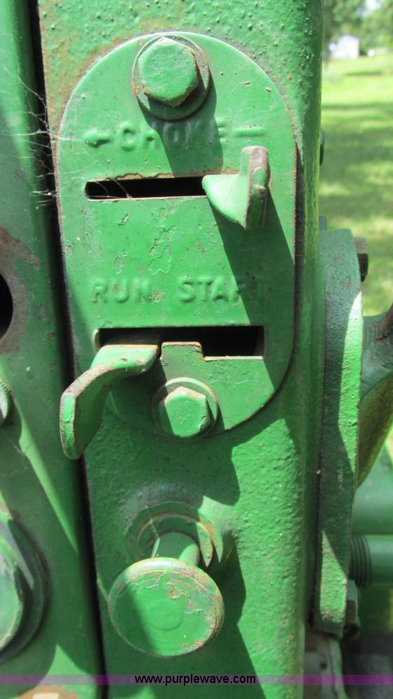 image for item G9278 1957 John Deere 720 tractor