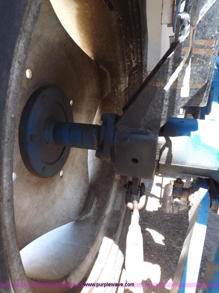 image for item H1809 1996 New Holland 1715 MFWD tractor