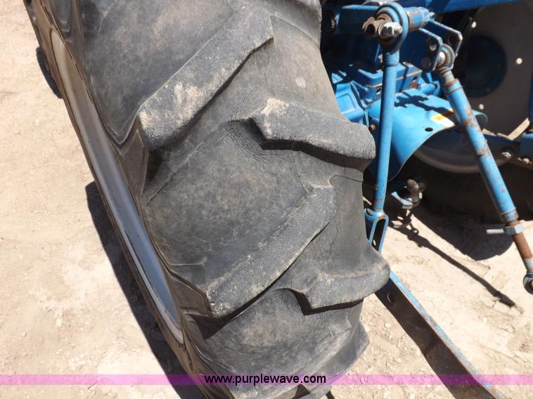 image for item H1809 1996 New Holland 1715 MFWD tractor