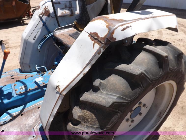 image for item H1809 1996 New Holland 1715 MFWD tractor