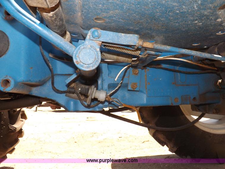 image for item H1809 1996 New Holland 1715 MFWD tractor