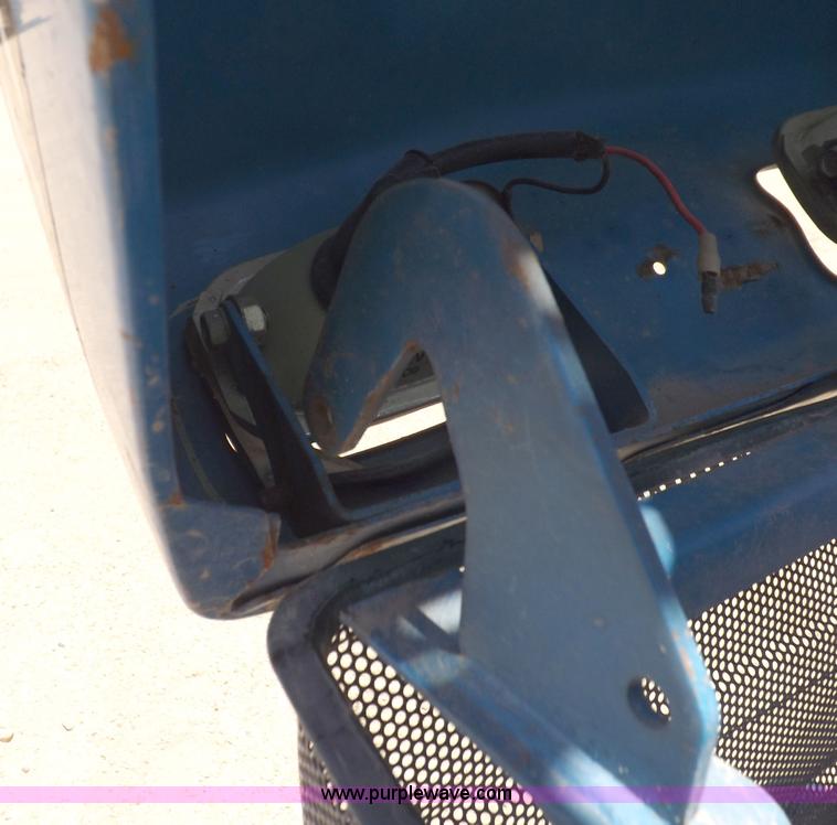 image for item H1809 1996 New Holland 1715 MFWD tractor