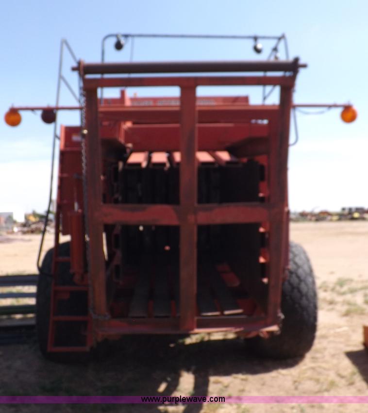 image for item H1841 1995 Case IH 8580 square baler