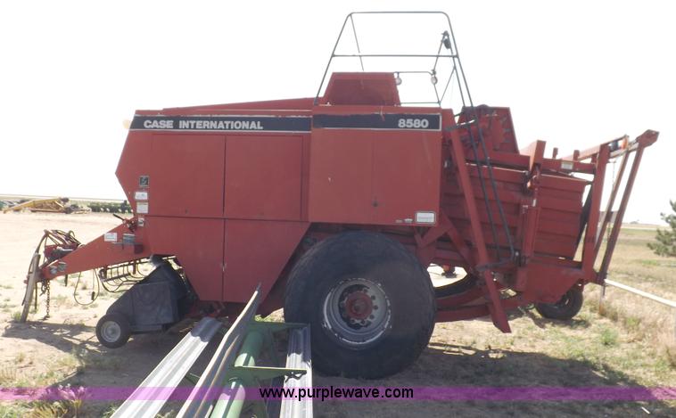 image for item H1841 1995 Case IH 8580 square baler