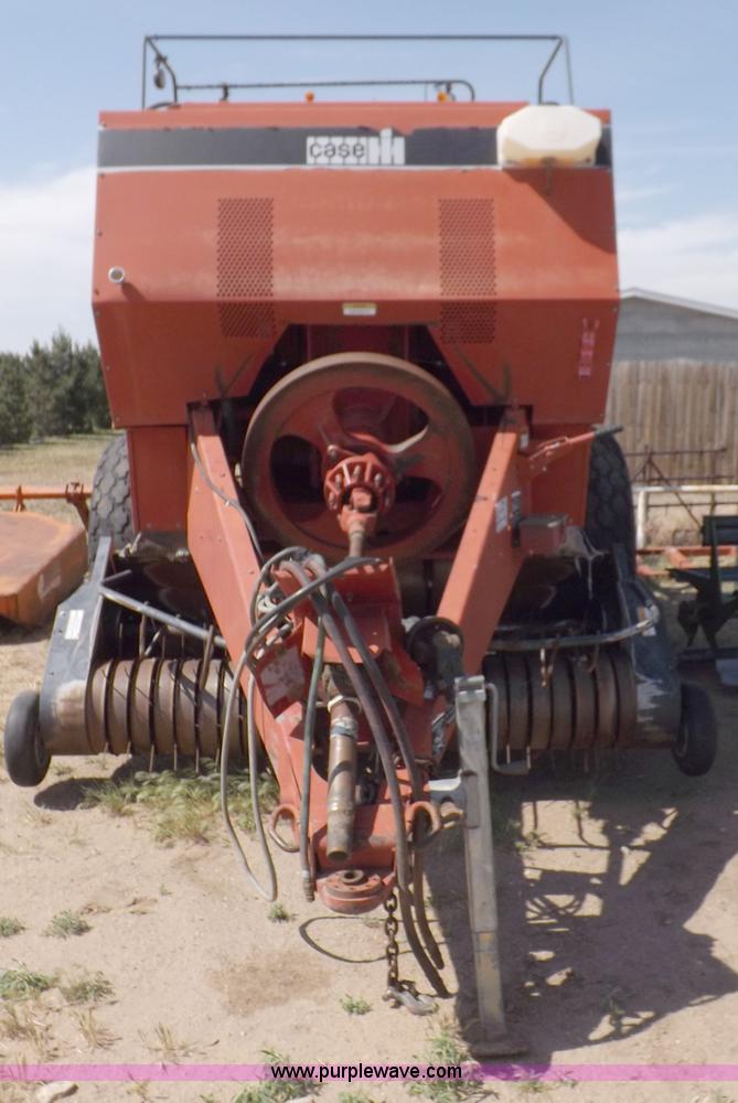 image for item H1841 1995 Case IH 8580 square baler