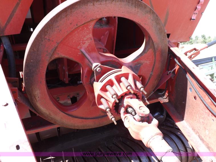 image for item H1841 1995 Case IH 8580 square baler