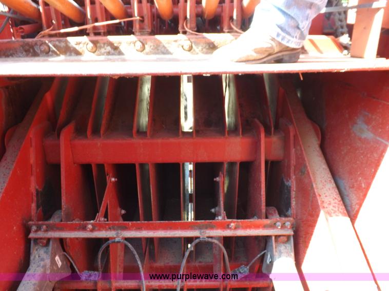 image for item H1841 1995 Case IH 8580 square baler