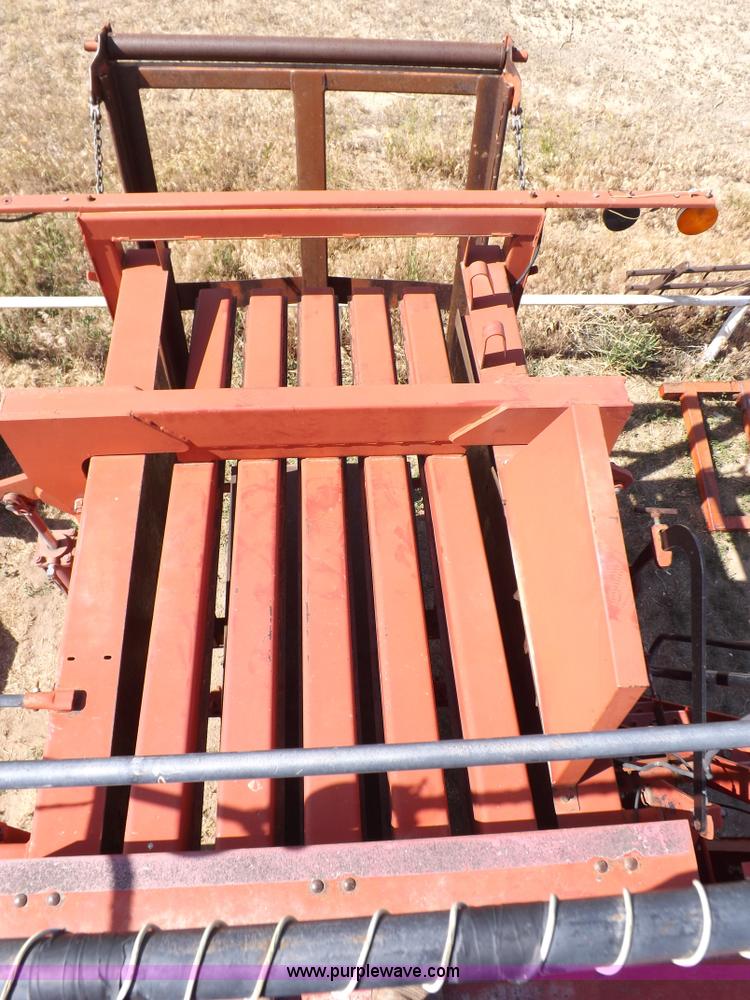 image for item H1841 1995 Case IH 8580 square baler