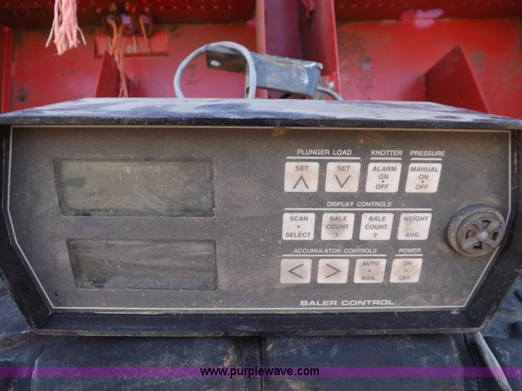 image for item H1841 1995 Case IH 8580 square baler