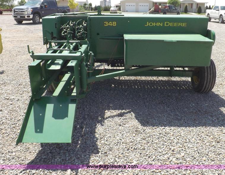 image for item H1842 John Deere 348 small square baler