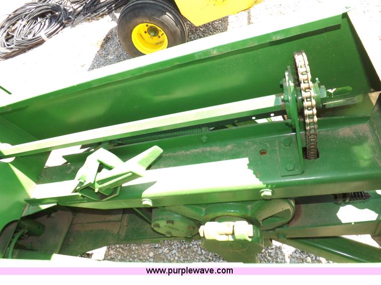 image for item H1842 John Deere 348 small square baler