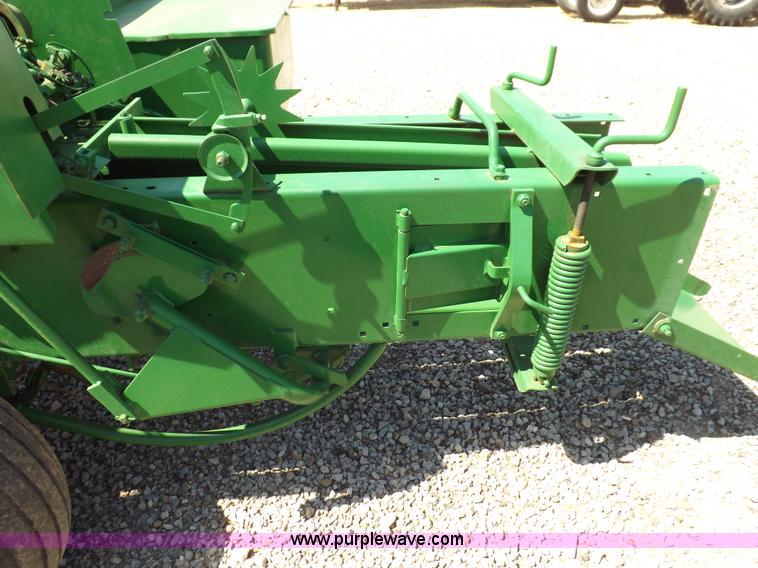 image for item H1842 John Deere 348 small square baler