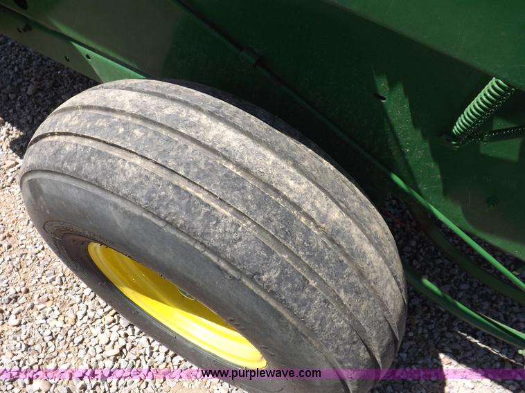 image for item H1842 John Deere 348 small square baler