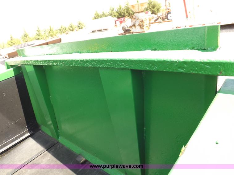 image for item H1844 John Deere 780 manure spreader