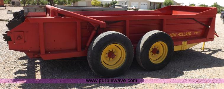 image for item H1845 New Holland 791 manure spreader