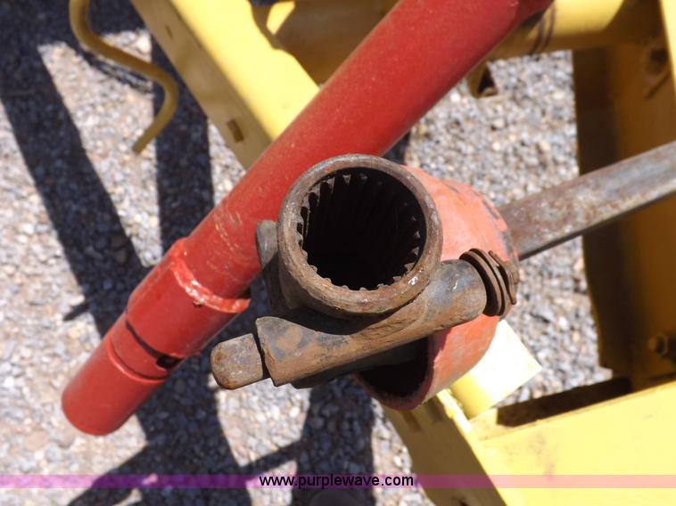 image for item H1845 New Holland 791 manure spreader