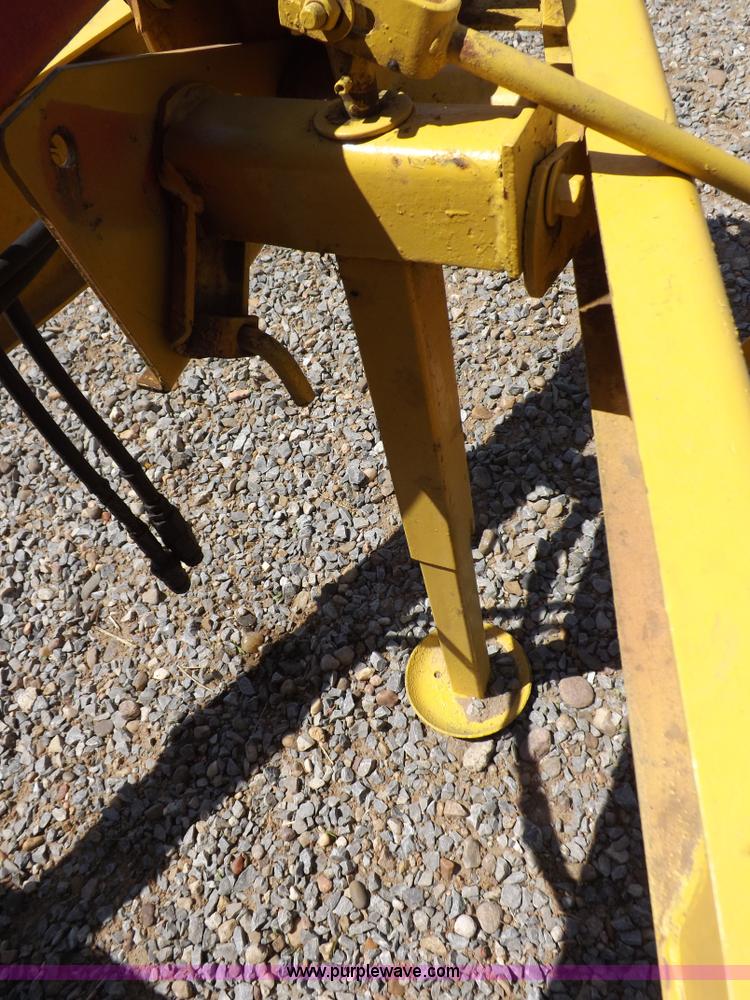 image for item H1845 New Holland 791 manure spreader