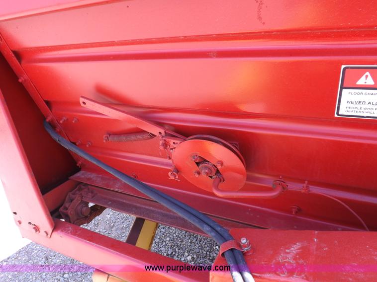 image for item H1845 New Holland 791 manure spreader