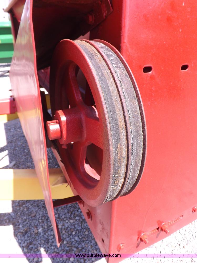 image for item H1845 New Holland 791 manure spreader