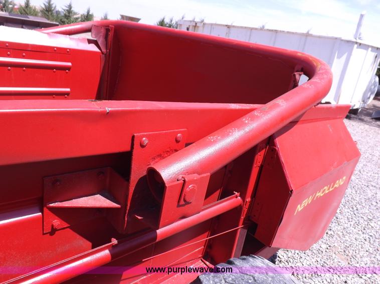 image for item H1845 New Holland 791 manure spreader