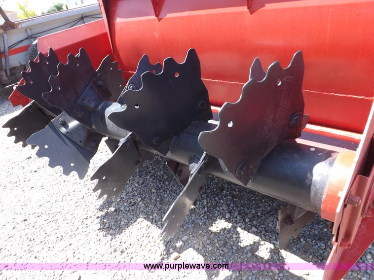 image for item H1845 New Holland 791 manure spreader