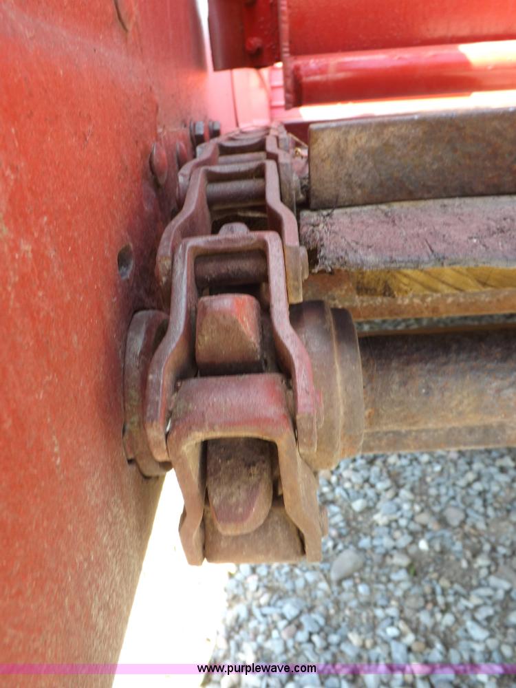 image for item H1845 New Holland 791 manure spreader