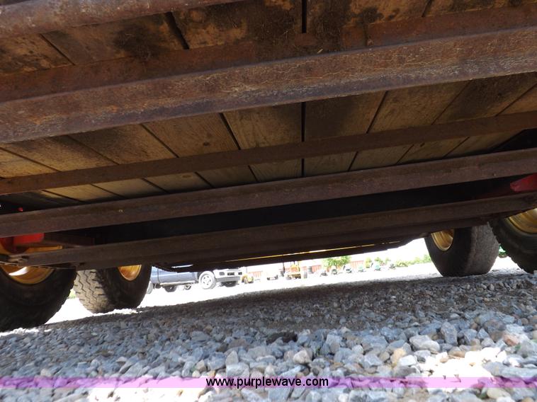 image for item H1845 New Holland 791 manure spreader