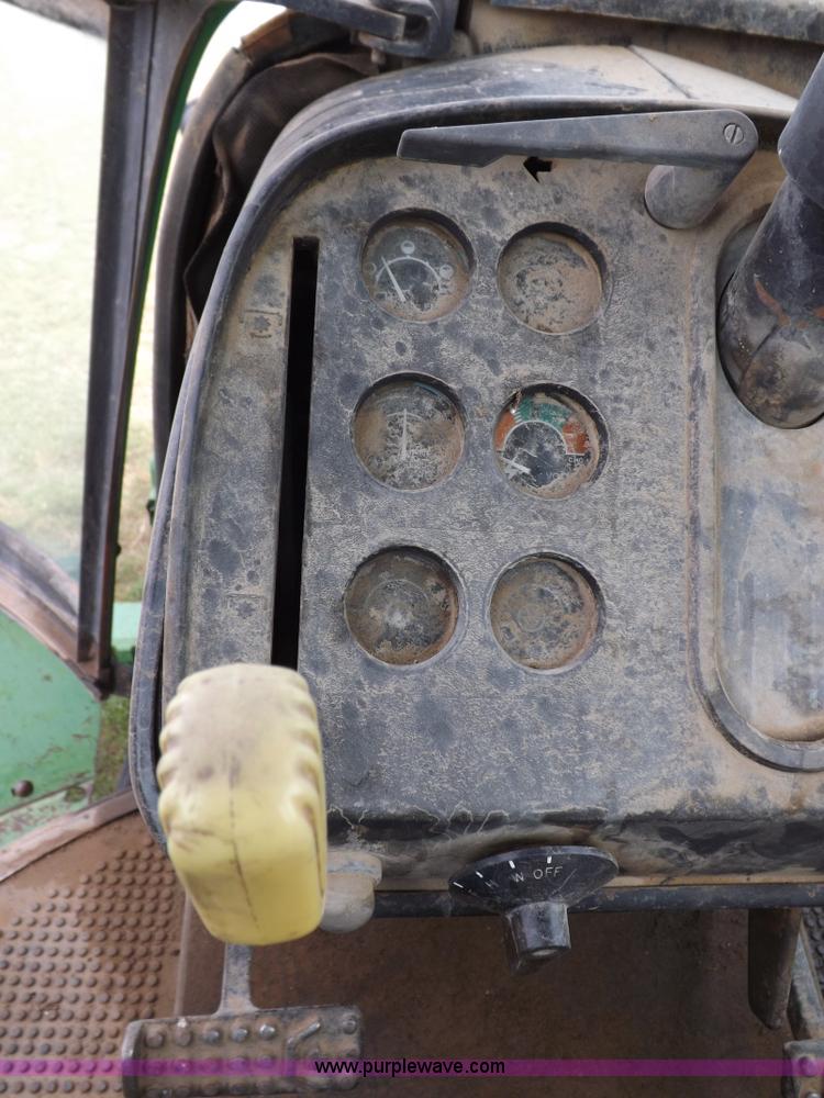 image for item H1851 1976 John Deere 8630 4WD tractor