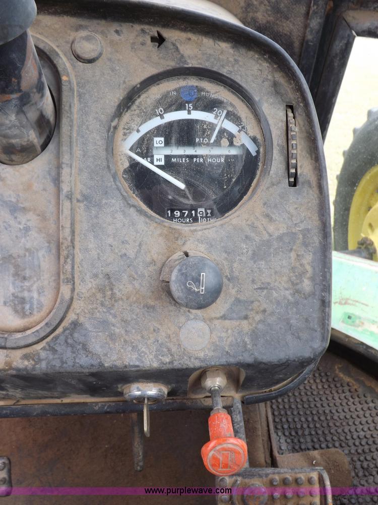 image for item H1851 1976 John Deere 8630 4WD tractor