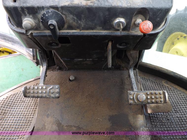 image for item H1851 1976 John Deere 8630 4WD tractor