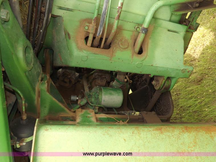 image for item H1851 1976 John Deere 8630 4WD tractor