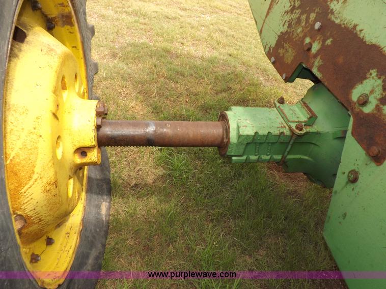 image for item H1851 1976 John Deere 8630 4WD tractor