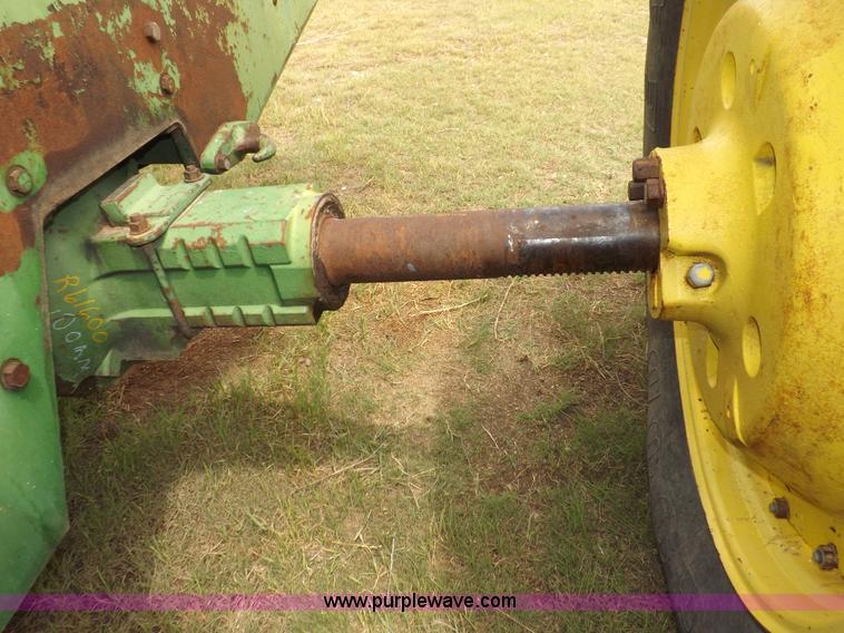 image for item H1851 1976 John Deere 8630 4WD tractor