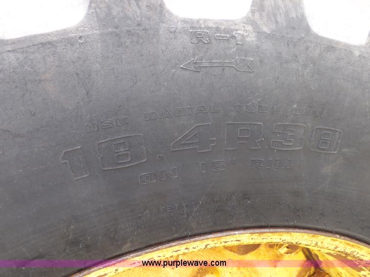 image for item H1851 1976 John Deere 8630 4WD tractor