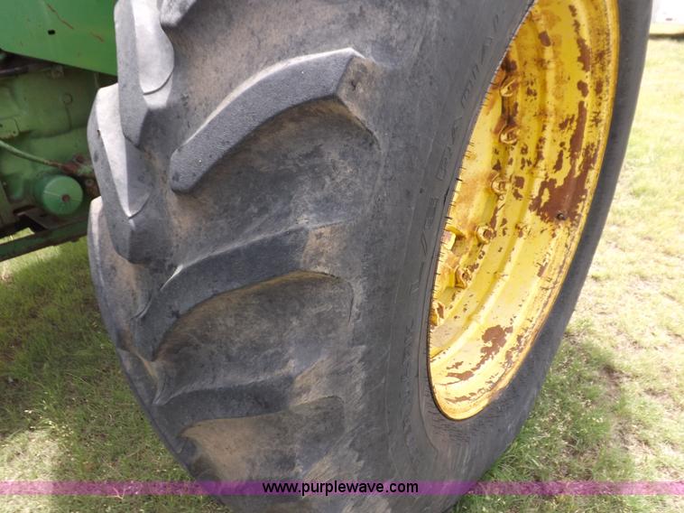 image for item H1851 1976 John Deere 8630 4WD tractor