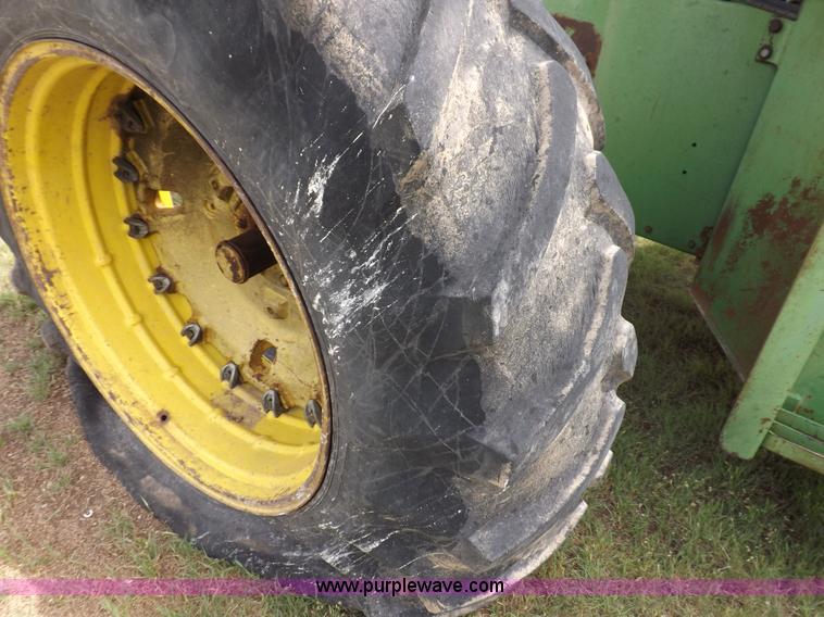 image for item H1851 1976 John Deere 8630 4WD tractor