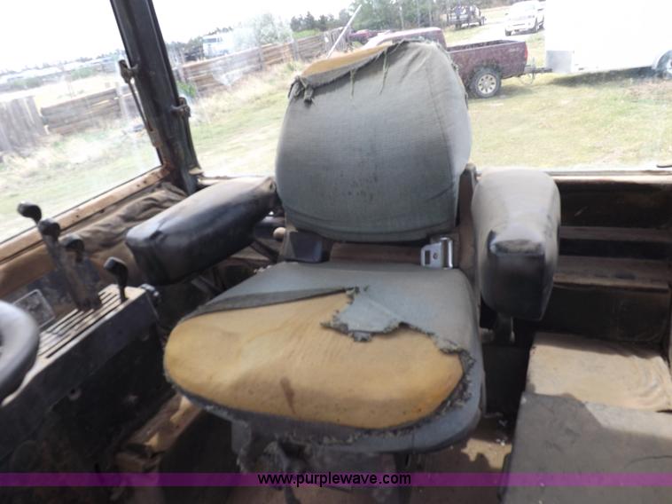 image for item H1851 1976 John Deere 8630 4WD tractor